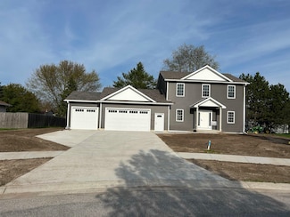 4855 Wheat Ridge Ct, Auburn, MI 48611