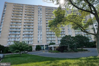 6100 Westchester Park Dr Unit L-06, College Park, MD 20740