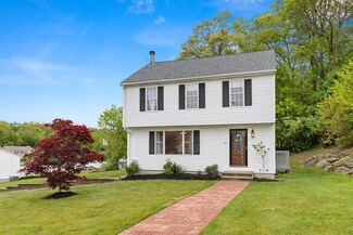 34 Sarah Dr, Worcester, MA 01607