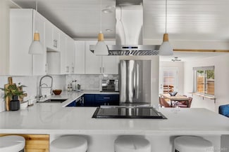 46 S Perry St, Denver, CO 80219