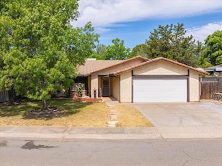 2040 Wisconsin Ave, Redding, CA 96001