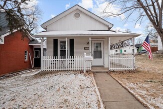 1035 N Kingshighway St, Saint Charles, MO 63301