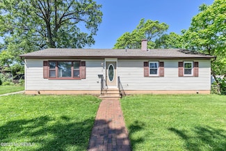 7 Beechwood Ave, Keansburg, NJ 07734