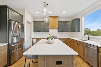 585 NW Rosemont Dr, Waukee, IA 50263