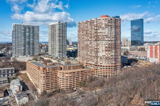 100 Old Palisade Rd Unit 1004, Fort Lee, NJ 07024
