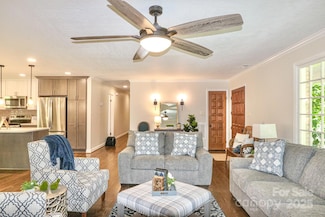 125 Dutchman Creek Rd, Elkin, NC 28621