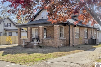 1007 Olive St, Murray, KY 42071