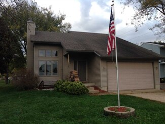 1633 Blue Mounds St, Black Earth, WI 53515