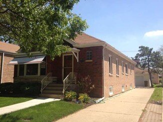 2339 S 14th Ave, Riverside, IL 60546