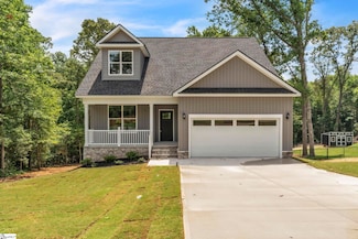 110 Claremont Ct, Easley, SC 29642