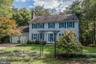 8011 Ponderosa Dr, Severn, MD 21144