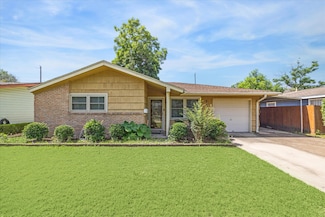 331 Surratt Dr, Houston, TX 77091