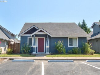 601 W 1st St Unit 12, Newberg, OR 97132