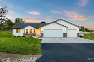 23812 View Crest Ln, Middleton, ID 83644