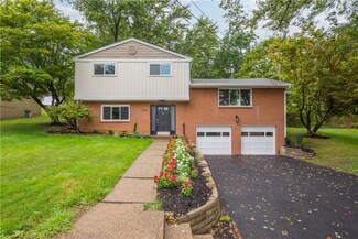 1542 Theresa Ave, South Park, PA 15129