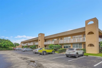 9061 Sunrise Lakes Blvd Unit 102, Sunrise, FL 33322