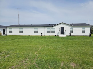 6570 S 1100 W, Francesville, IN 47946