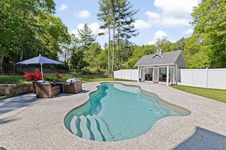 480 Ferry St, Marshfield, MA 02050