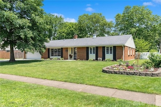 4524 Renwood Dr, Dayton, OH 45429