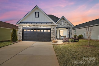 6257 Raven Rock Dr, Denver, NC 28037