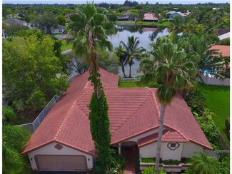 14220 Somerset Place, Davie, FL 33325
