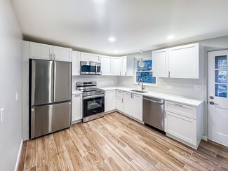 10 Shackle Way, Swampscott, MA 01907