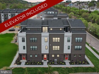 953 Riverplace Dr, Conshohocken, PA 19428