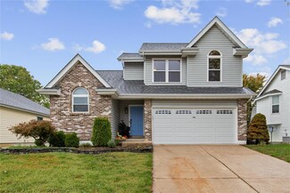 5006 Brittany Downs Dr, Saint Charles, MO 63304