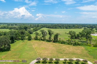102 Leatherback Ln, Broussard, LA 70518