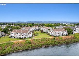 275 N Hayden Bay Dr Unit 275, Portland, OR 97217