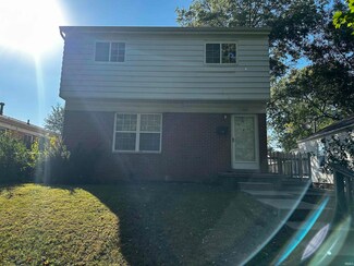 1209 Fremont St, South Bend, IN 46628