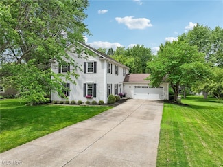 141 Sunset Dr, Hudson, OH 44236