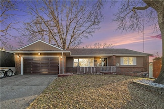5015 Waverly Ave, Kansas City, KS 66104