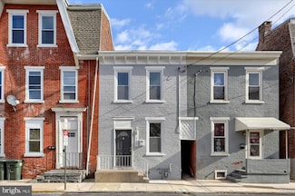 542 N 8th St, Lebanon, PA 17046
