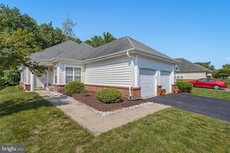 13206 Hedge Row Ct, Upper Marlboro, MD 20774
