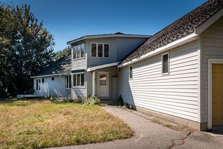 20 Mirror Lake Dr, Mirror Lake, NH 03853