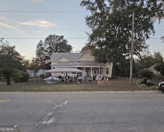 103 N College St, Sparks, GA 31647