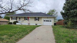 1008 N 2nd Ave, Norton, KS 67654