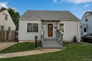 28 Clayton St, Buffalo, NY 14207