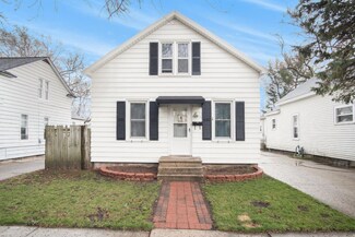 28 E 18th St, Holland, MI 49423