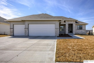 3938 S 207th St, Elkhorn, NE 68022