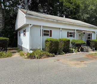 437 Putnam Pike, Killingly, CT 06241