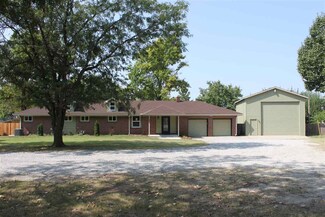 10242 W Taylor Ave, Wichita, KS 67212