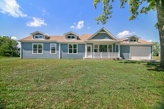 121 Pine St, Buckingham, IL 60917