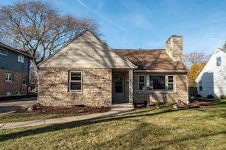 8031 N Whitney Rd, Milwaukee, WI 53217