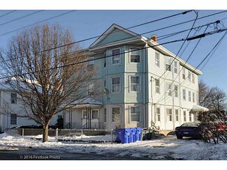 140 Brewster St, Pawtucket, RI 02860