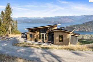 1376 Less Traveled Rd, Sagle, ID 83860