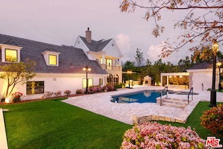 20608 Chatsboro Dr, Woodland Hills, CA 91364