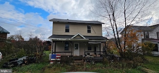 68 Maple St, Burnside, PA 15721