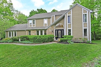 7745 Glen Eden Ln, Cincinnati, OH 45244